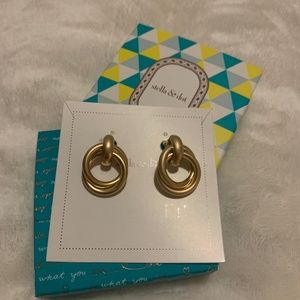 Stella and Dot Small hoop earrings